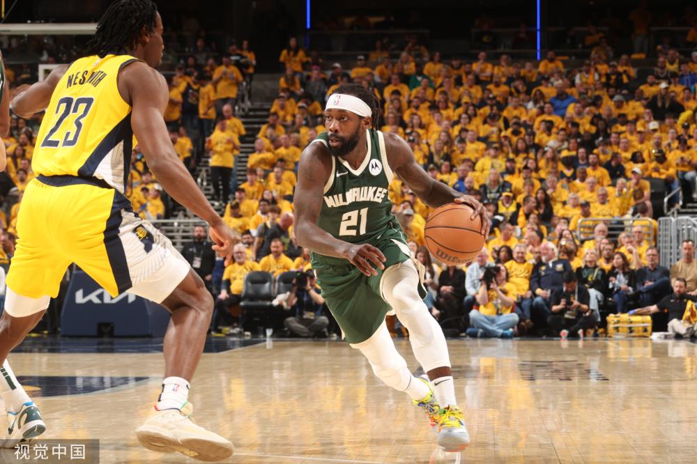 展示着他们 展示着他们