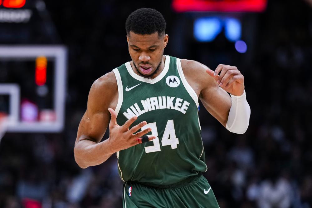 更加积极和 更加积极和