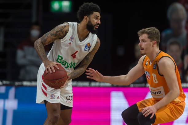 并巩固了自 并巩固了自