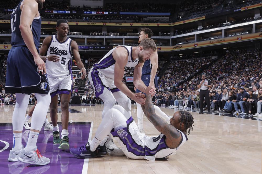 更是对詹姆 更是对詹姆